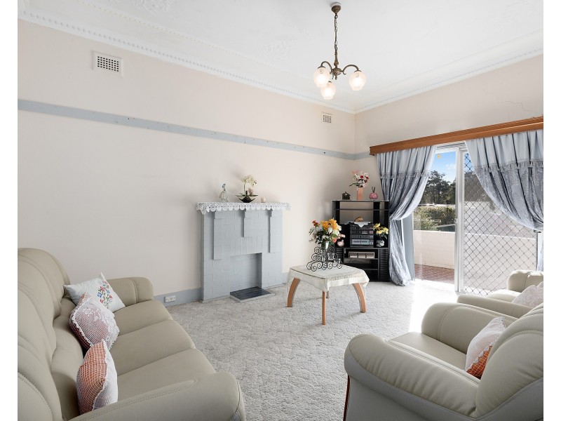 5A Henderson Road, Bexley NSW 2207