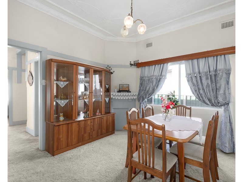 5A Henderson Road, Bexley NSW 2207