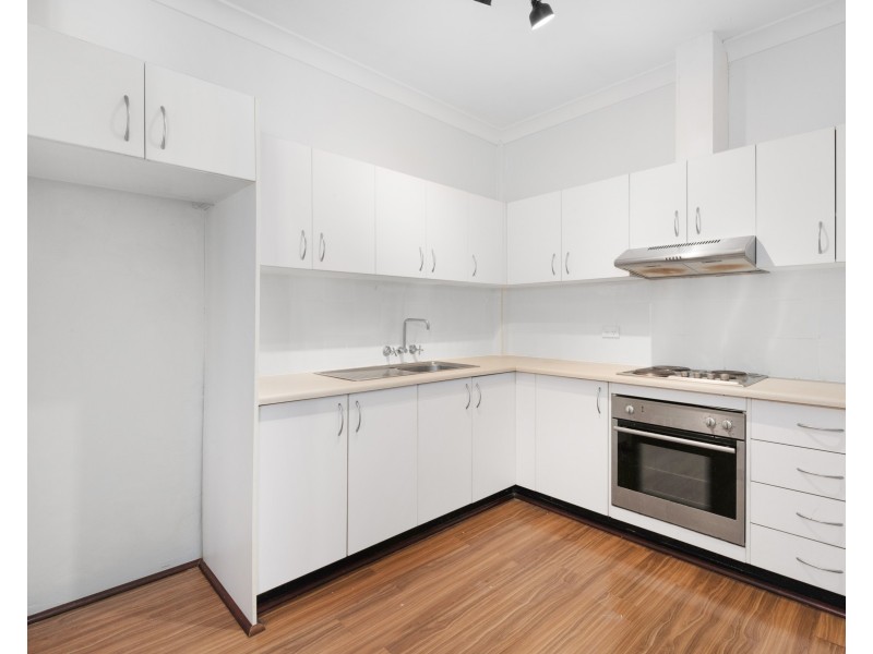 8/71 Queen Victoria Street, Bexley NSW 2207