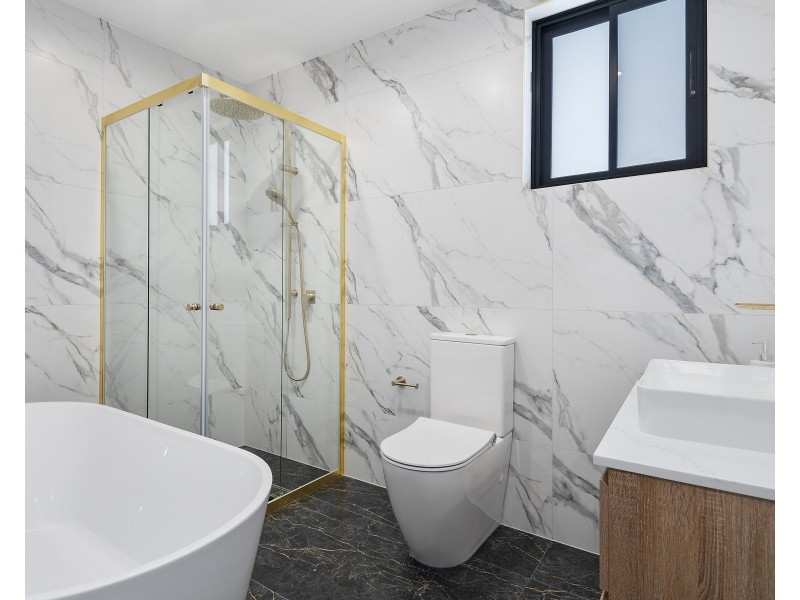 84A Bonds Road, Peakhurst NSW 2210