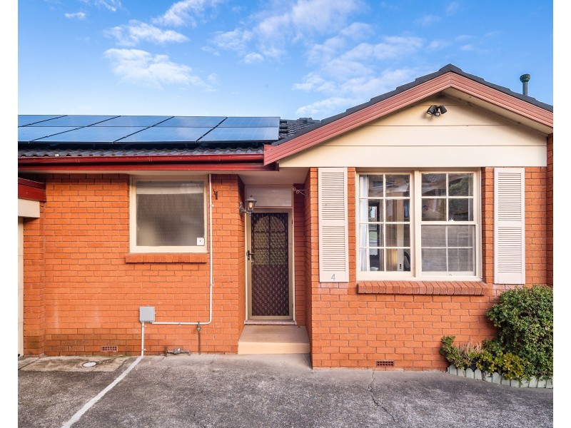 4/13-15 Connemarra Street, Bexley NSW 2207