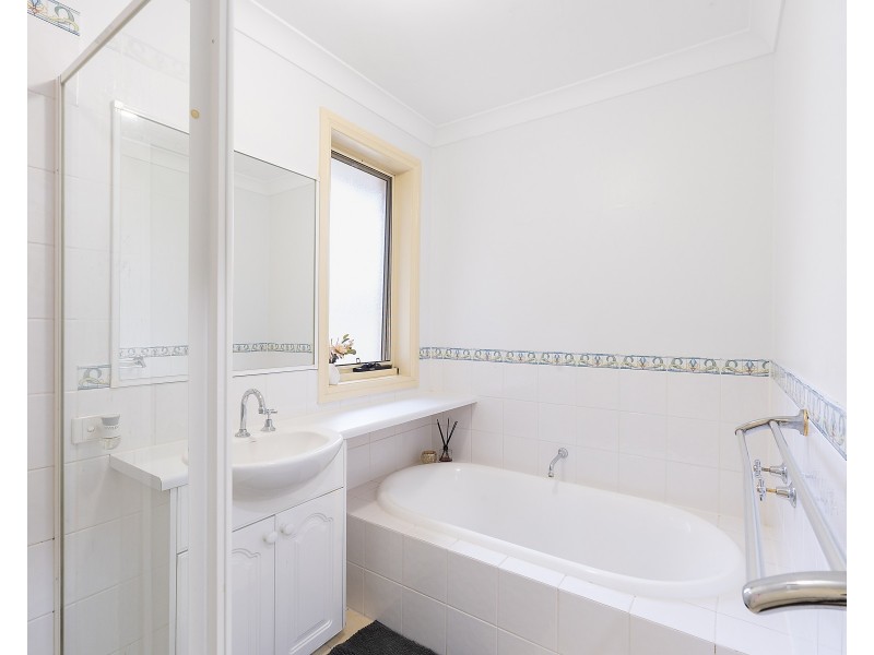 7 Roth Street, Casula NSW 2170