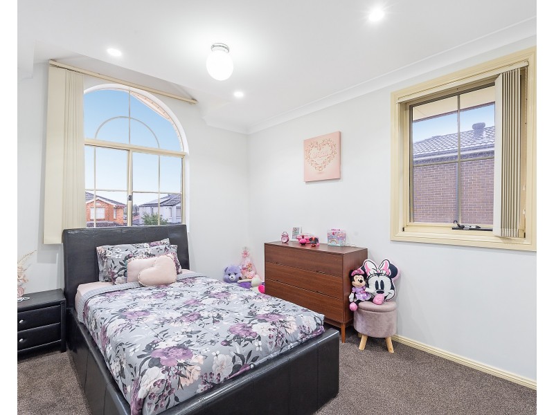 7 Roth Street, Casula NSW 2170