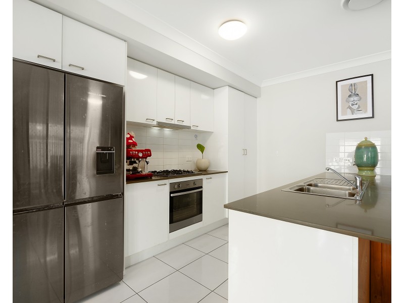 94 Bird Walton Avenue, Middleton Grange NSW 2171