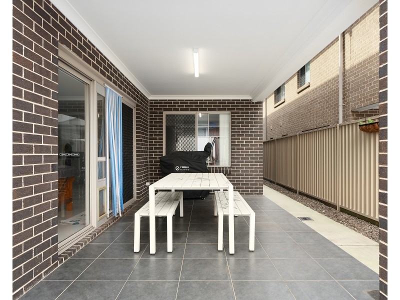 94 Bird Walton Avenue, Middleton Grange NSW 2171