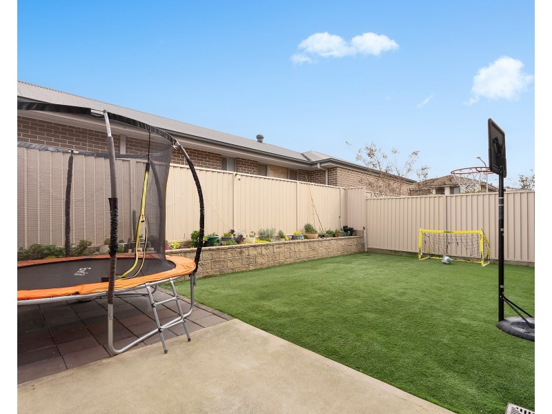 94 Bird Walton Avenue, Middleton Grange NSW 2171