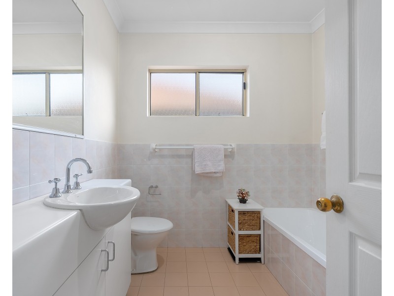 13 Moorefields Road, Kingsgrove NSW 2208