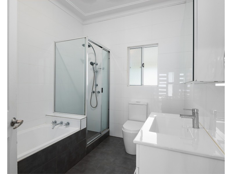 10 Narramore Street, Kingsgrove NSW 2208