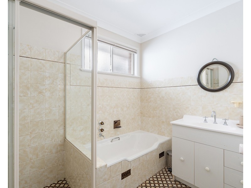 62 St Georges Parade, Allawah NSW 2218