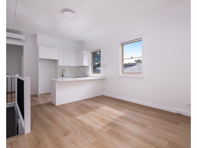 2/2 Shellys Lane, Marrickville NSW 2204