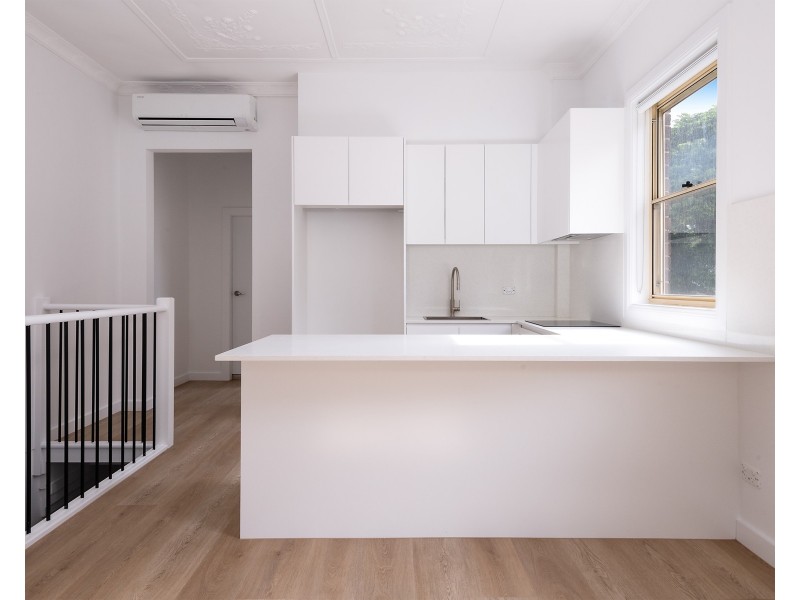 2/2 Shellys Lane, Marrickville NSW 2204