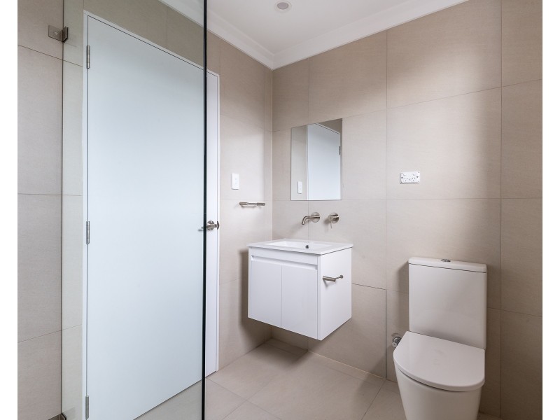 4/2 Shelleys Lane, Marrickville NSW 2204