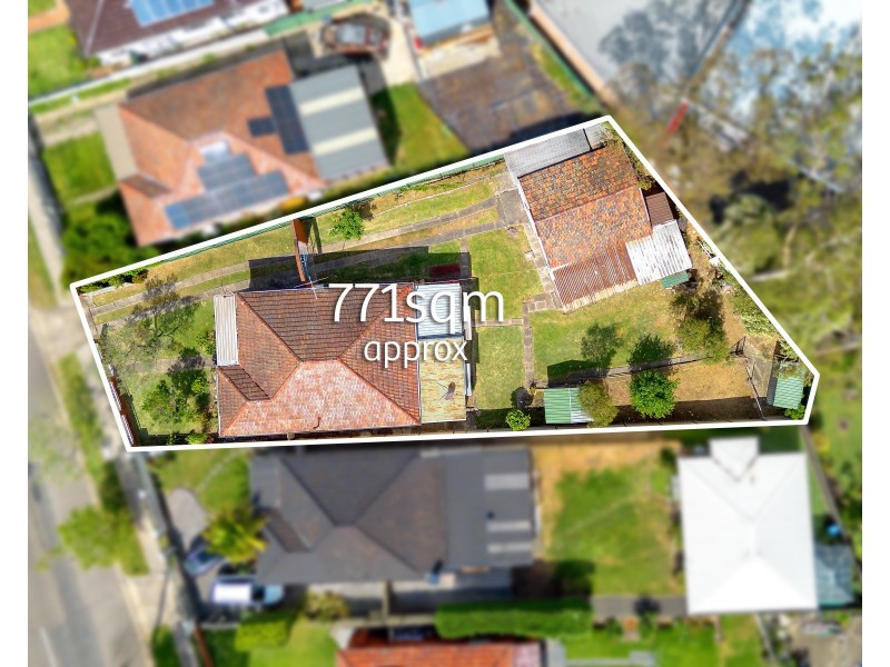 85 Canarys Road, Roselands NSW 2196