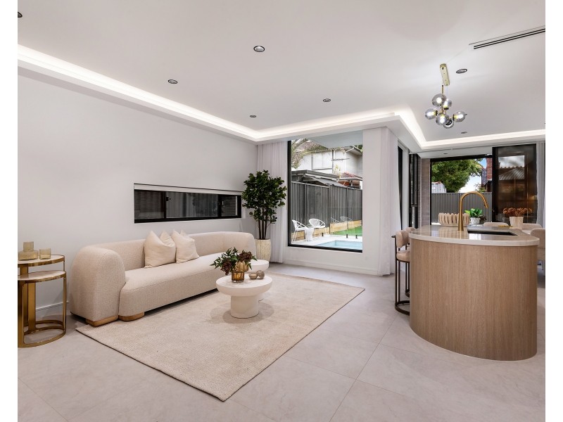 1/42B Glenfarne Street, Bexley NSW 2207