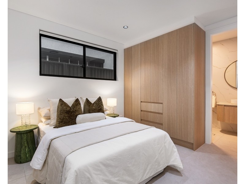 1/42B Glenfarne Street, Bexley NSW 2207