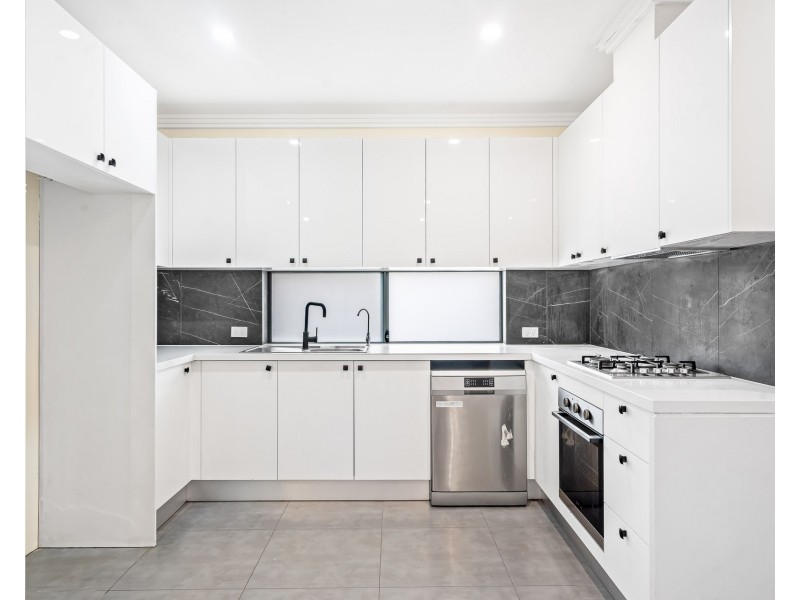 21 Nicoll Street, Roselands NSW 2196
