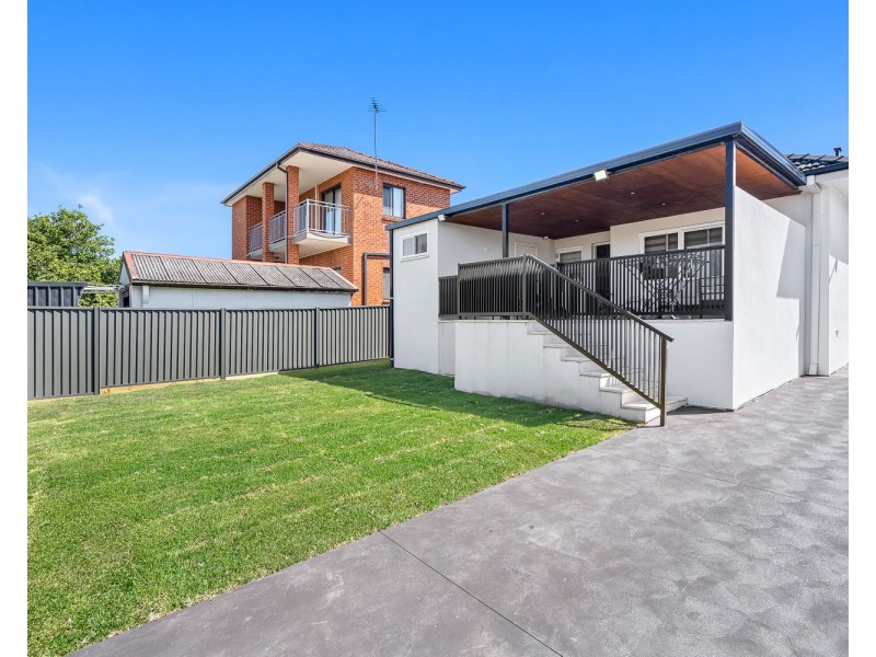 6 Rees Avenue, Belmore NSW 2192
