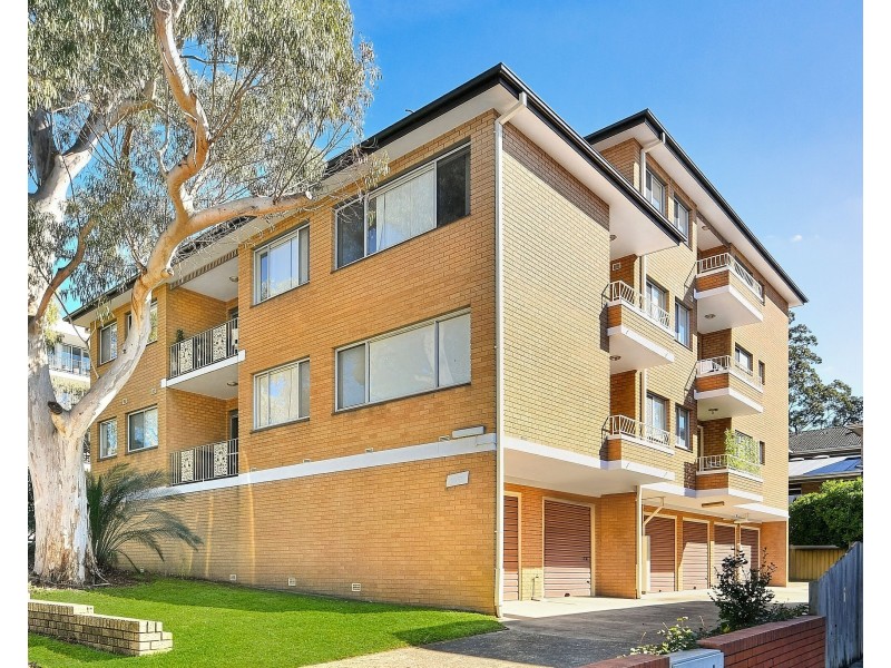 8/31 Bembridge Street, Carlton NSW 2218