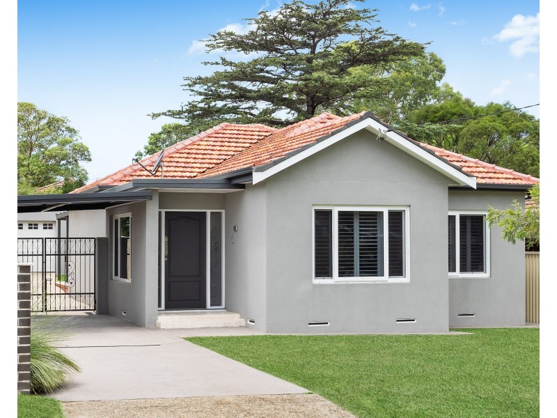 5 Sandra Crescent, Roselands NSW 2196