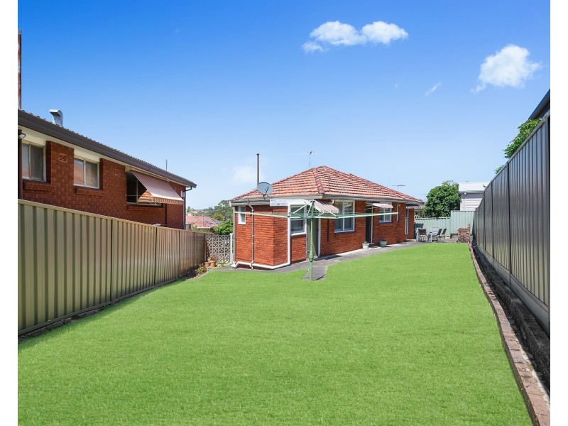 7 Sando Crescent, Roselands NSW 2196