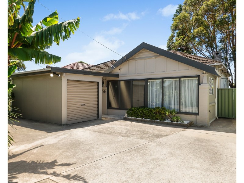 76 Canarys Road, Roselands NSW 2196