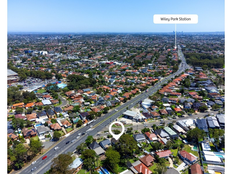 76 Canarys Road, Roselands NSW 2196