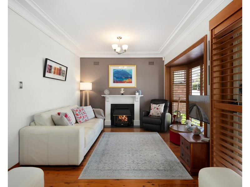 5 Westella Avenue, Roselands NSW 2196