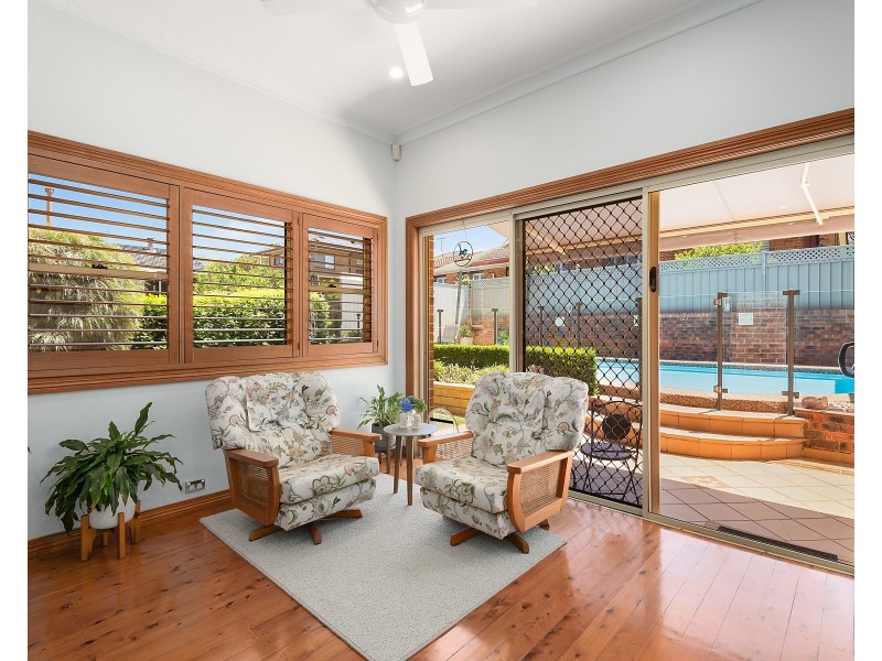 5 Westella Avenue, Roselands NSW 2196