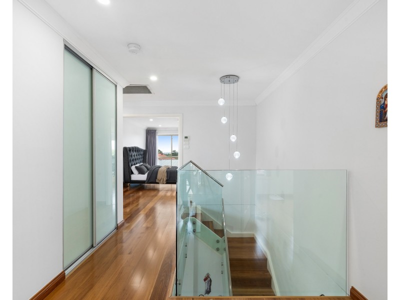 70 Welfare Avenue South, Beverly Hills NSW 2209