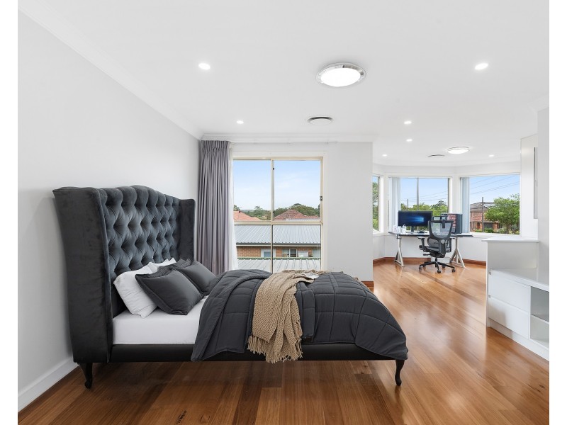 70 Welfare Avenue South, Beverly Hills NSW 2209