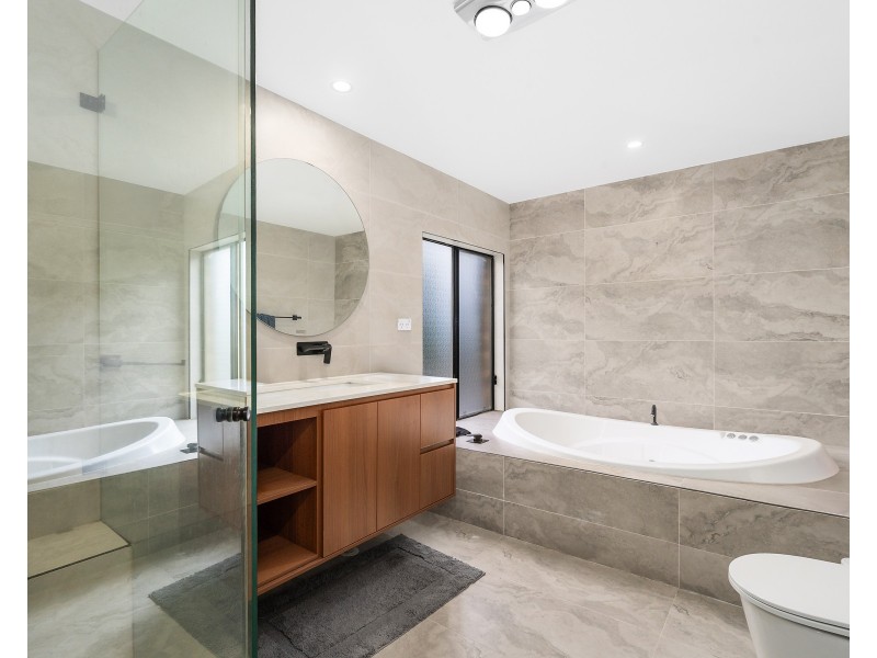 70 Welfare Avenue South, Beverly Hills NSW 2209