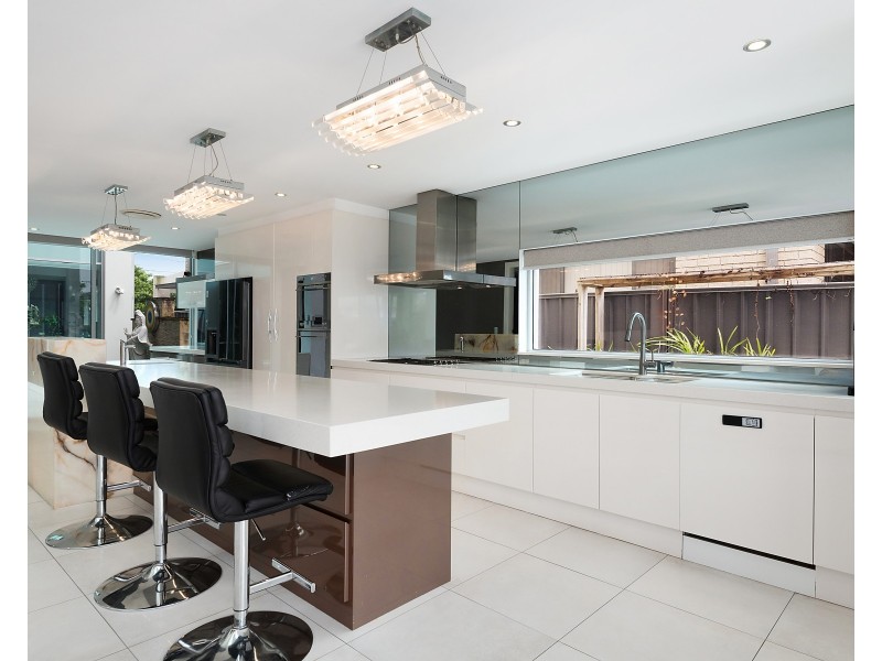 20 Draper Avenue, Roselands NSW 2196