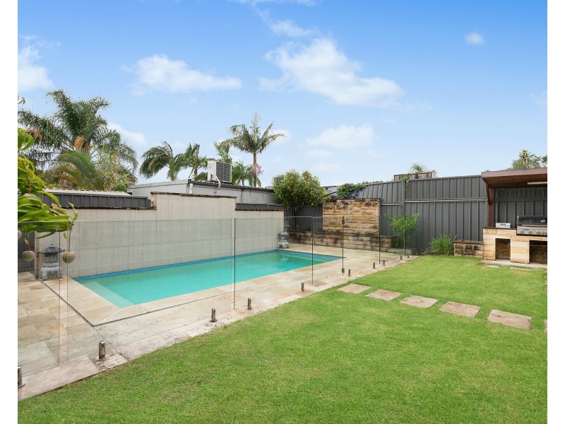 20 Draper Avenue, Roselands NSW 2196