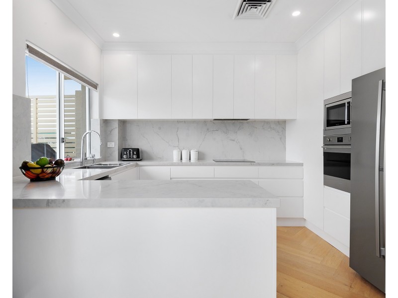 15/81 Woodlands Avenue, Lugarno NSW 2210