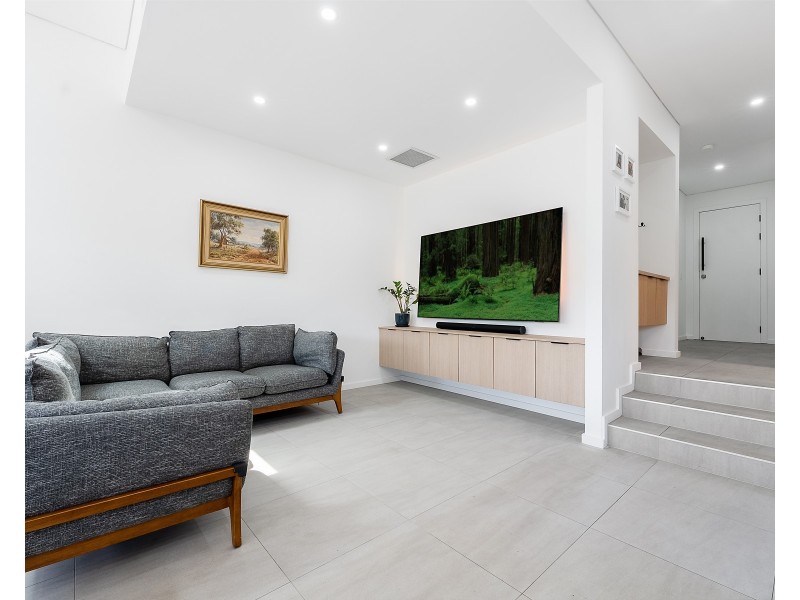 8A Clack Road, Chester Hill NSW 2162