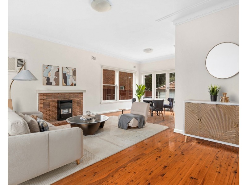 6 Fenwick Avenue, Roselands NSW 2196