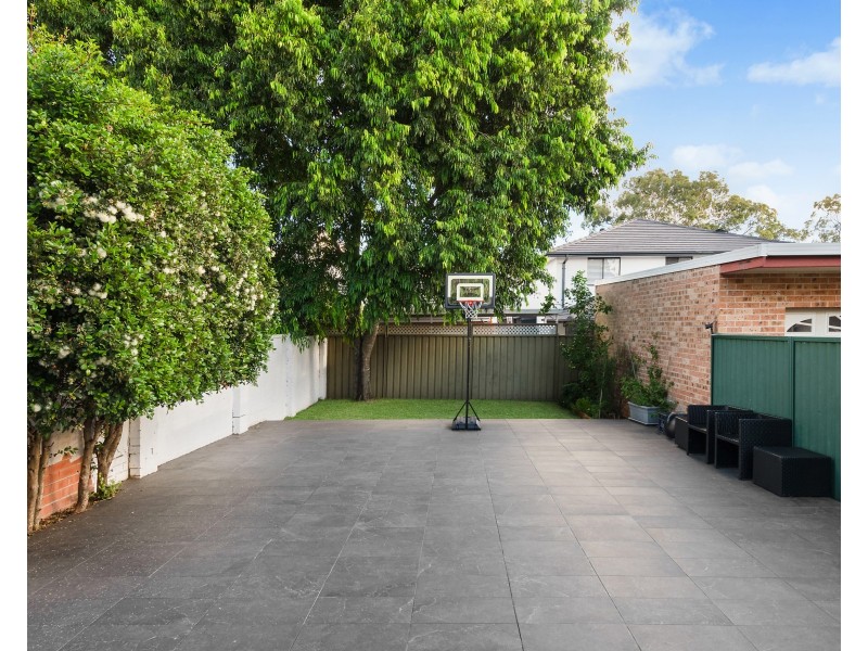 12A Werona Avenue, Punchbowl NSW 2196