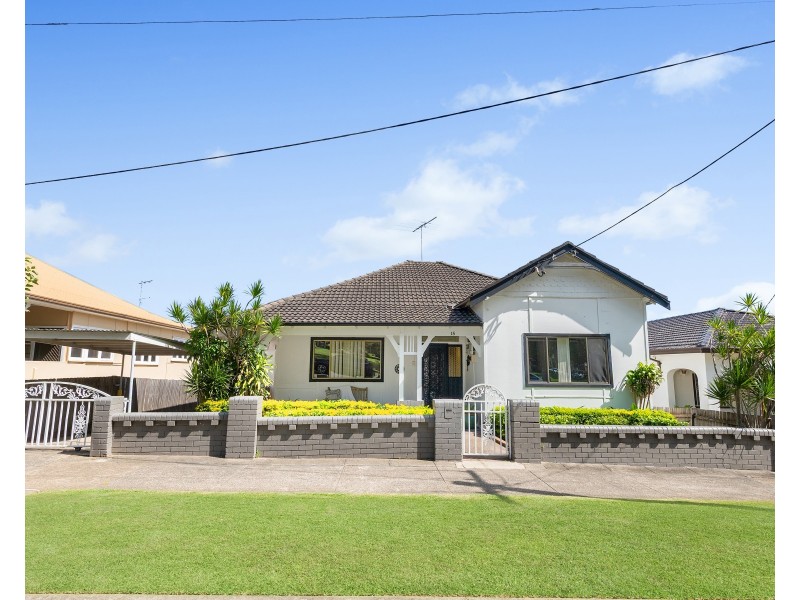 15 Henderson Road, Bexley NSW 2207