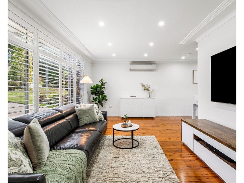 9 Waterside Parade, Peakhurst Heights NSW 2210