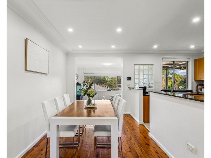 9 Waterside Parade, Peakhurst Heights NSW 2210