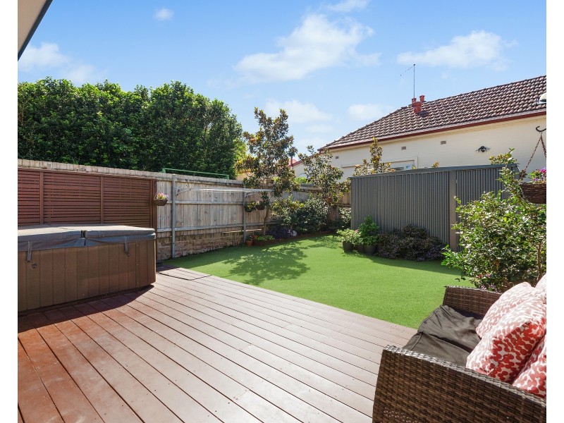 42 Willison Road, Carlton NSW 2218