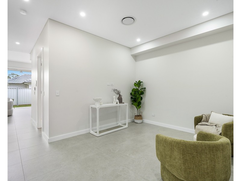 2/19 Bell Street, Riverwood NSW 2210