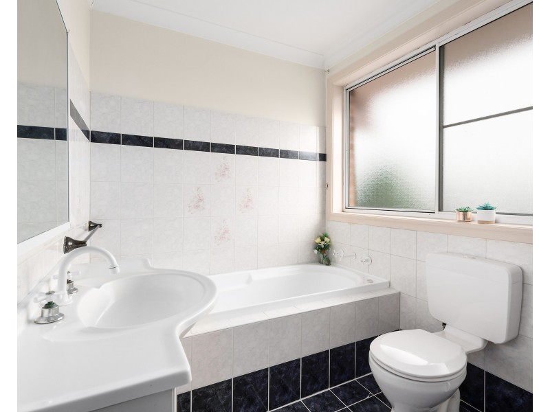 4/30-32 Albion Street, Roselands NSW 2196