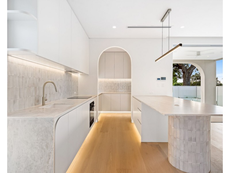 4 Moreton Avenue, Kingsgrove NSW 2208