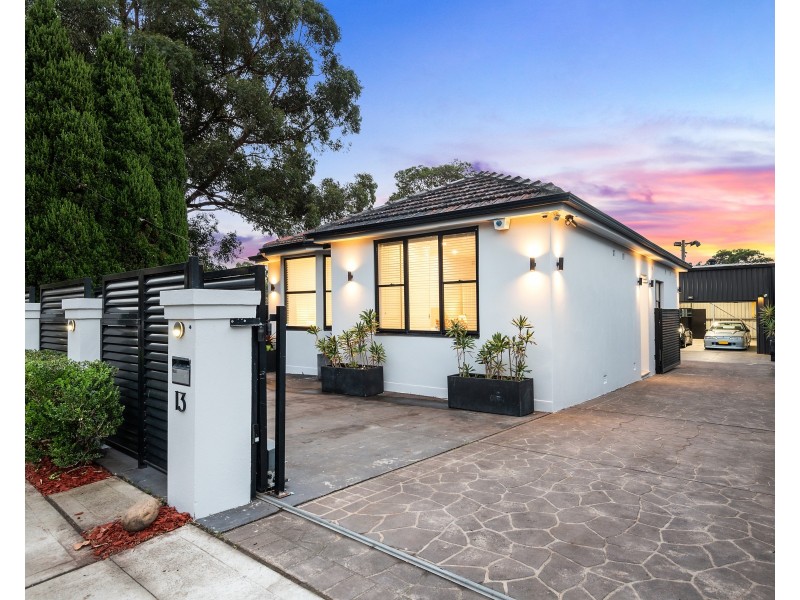 13 Kingsgrove Avenue, Kingsgrove NSW 2208