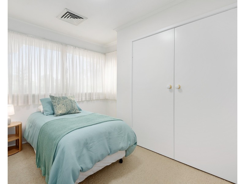 5 Robin Place, Roselands NSW 2196