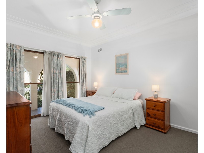 9 Haigh Avenue, Roselands NSW 2196