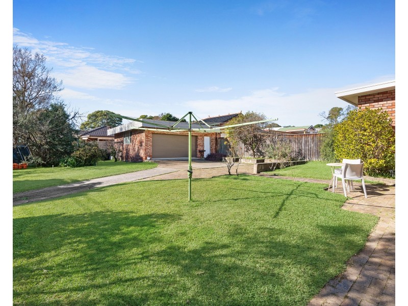 90 Monaro Avenue, Kingsgrove NSW 2208