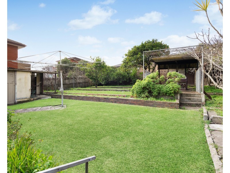 122 Ernest Street, Lakemba NSW 2195