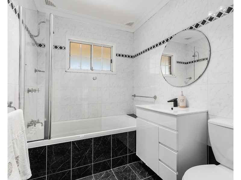18 Ellerslie Road, Bexley NSW 2207